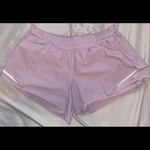 Lululemon Hotty Hot Short 4”
